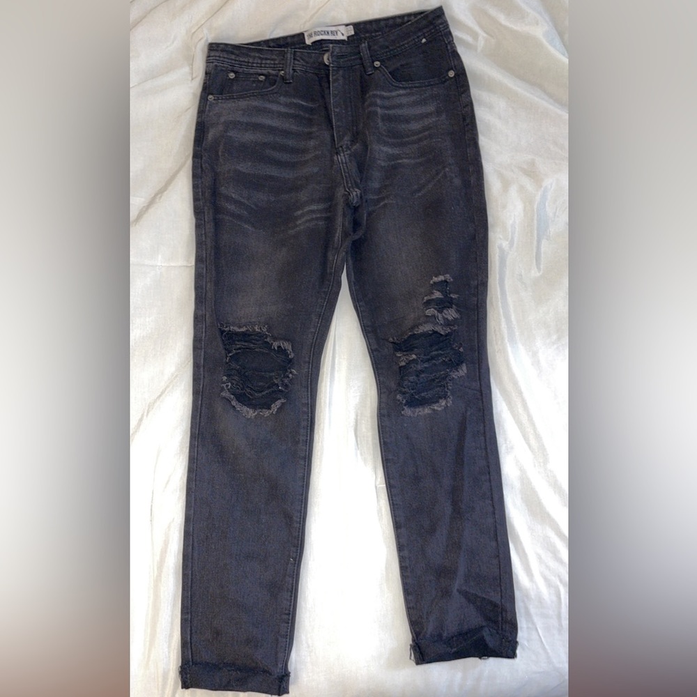 NWOT Black straight leg destroyed jeans